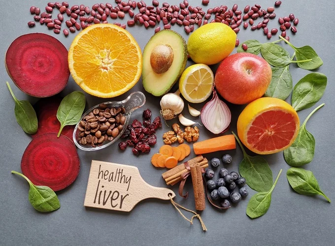 Examples of foods that help to protect the liver are beetroot, citrus, garlic and healthy fats.